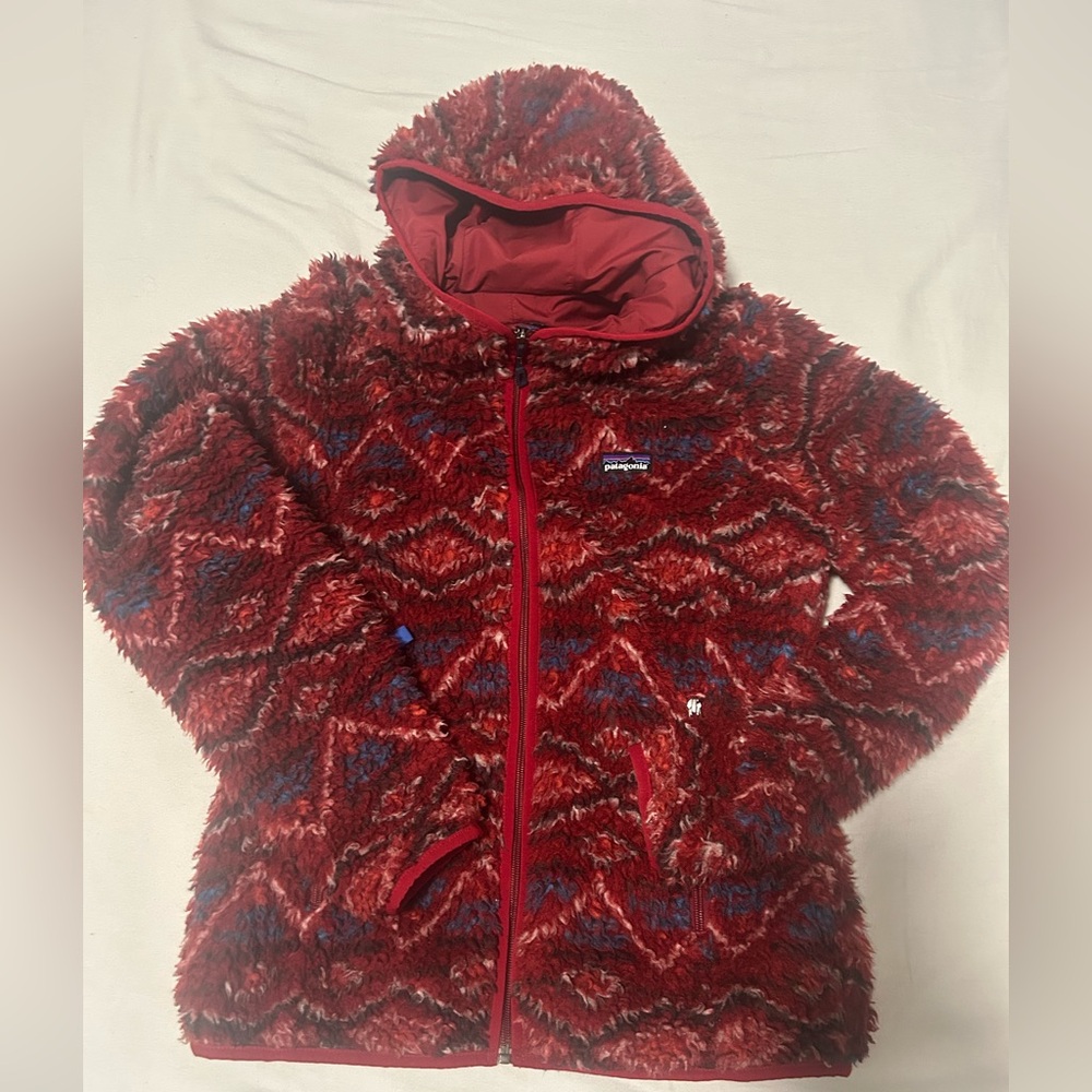 Patagonia red blue teddy fleece jacket lined hooded medium